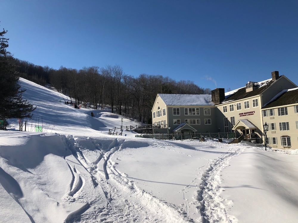 Jiminy Peak Mountain Resort 8/43