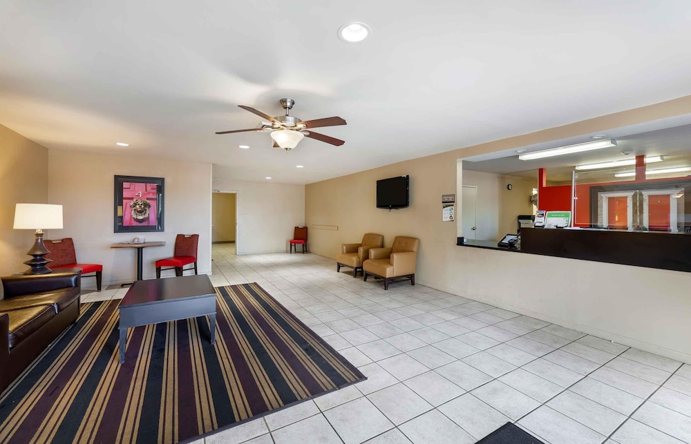 Extended Stay America - Cleveland - Great Northern Mall 38/54