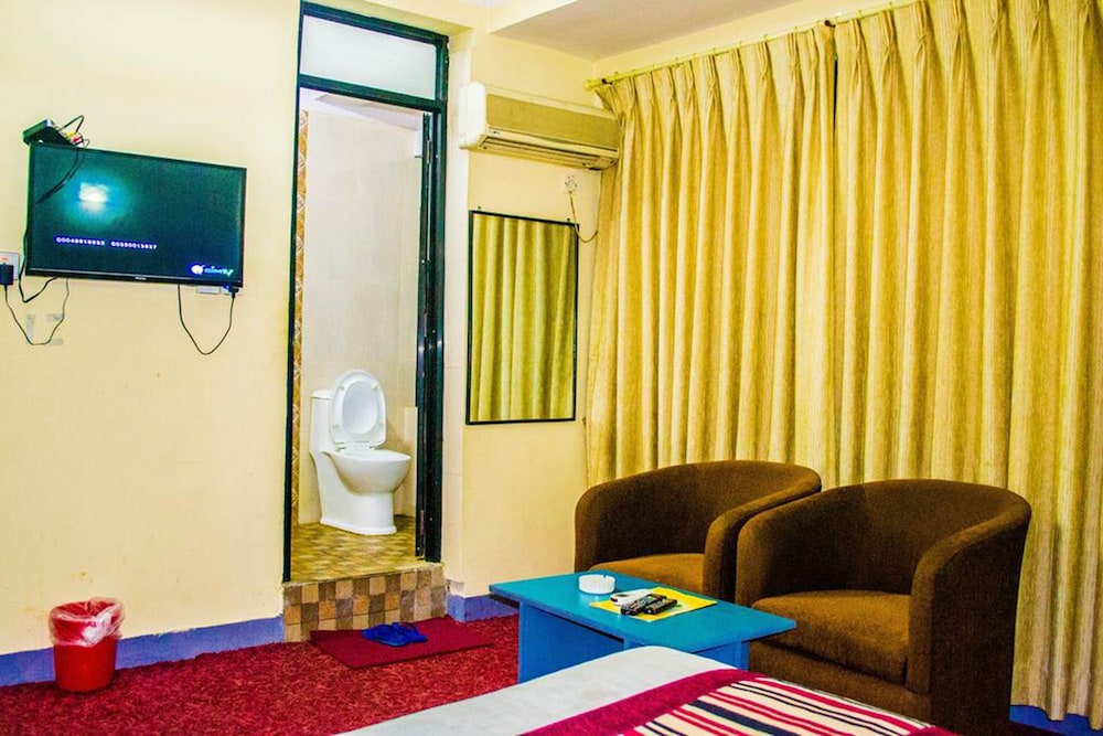 Hotel Om Ganapati 17/21