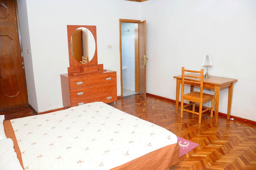 Yeka Guest House 25/36