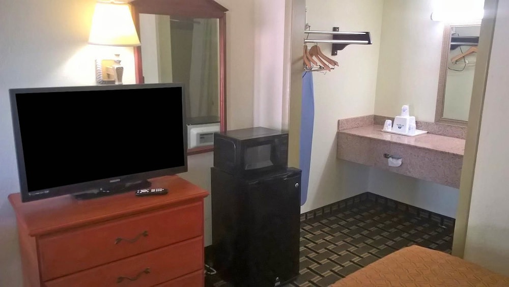 Americas Best Value Inn Anderson Sc 19/23