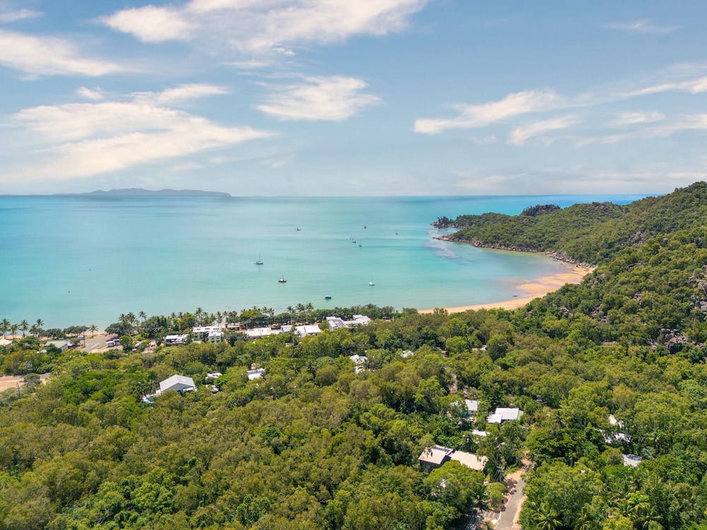 Selina Magnetic Island 36/50