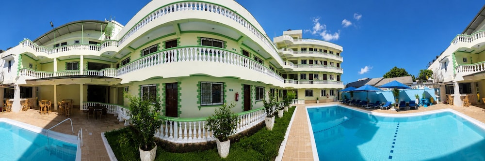 Prestige Leisure Hotel 46/50
