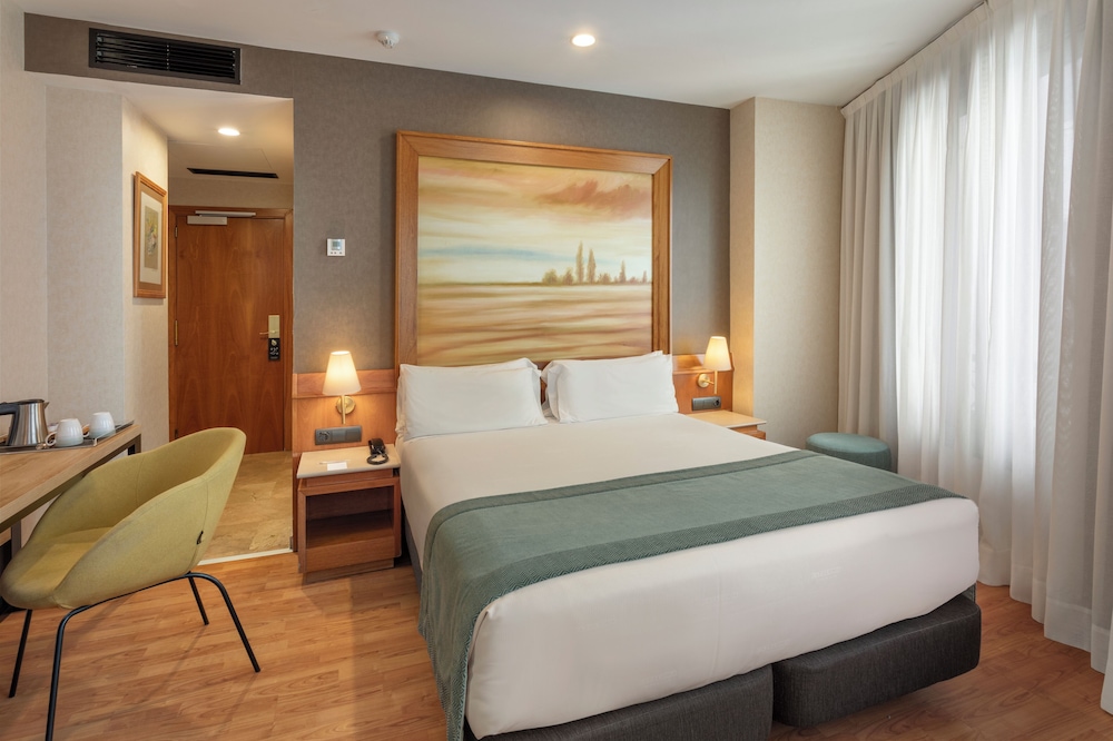 غرفة مفردة بسرير مزدوج، Catalonia Excelsior 7/10
