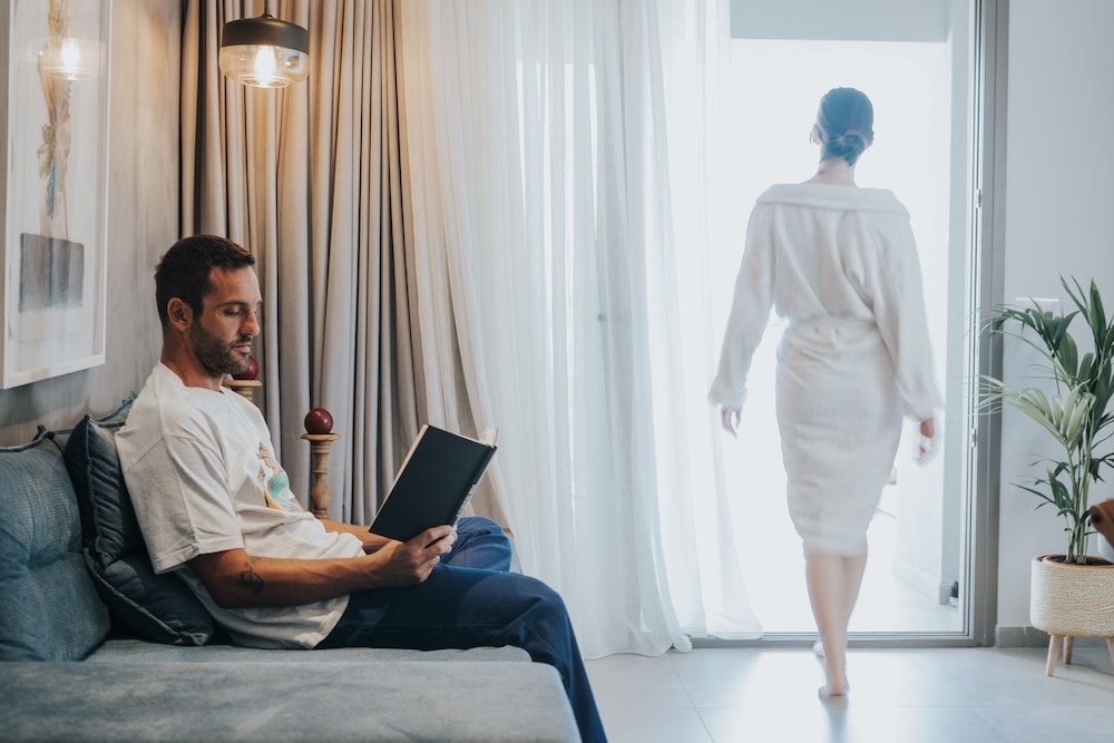 Pignolia Suites - Adults Only 9/65
