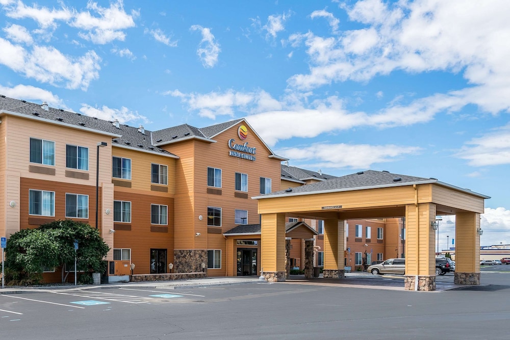 Comfort Inn and Suites Hermiston, OR 1/47