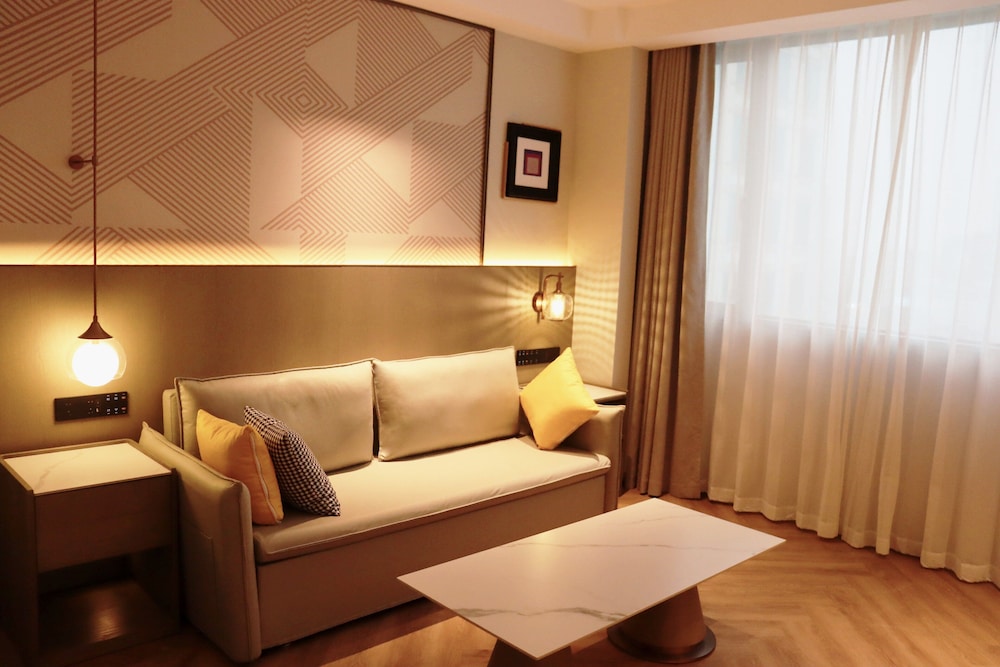 Suite, King Bed, Murphy Bed، Crowne Plaza City Center Ningbo 5/5