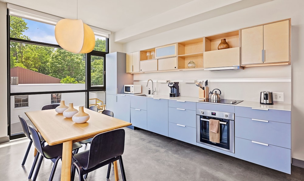 BentoLiving Chestnut Hill 61/77