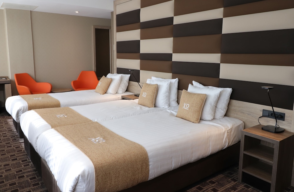 Xo Hotels Blue Tower 35/64
