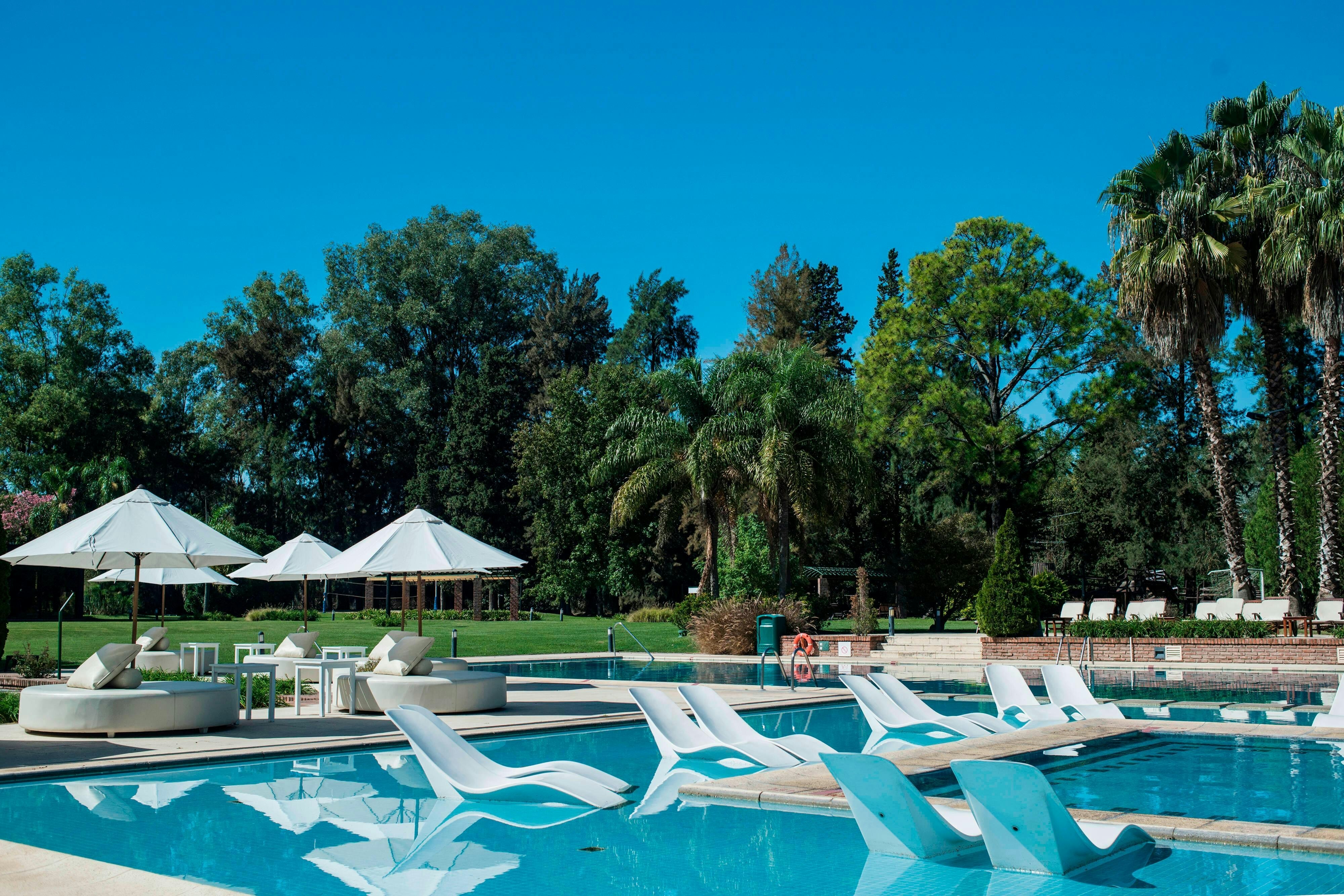 Sheraton Pilar Hotel and Convention Center 32/32