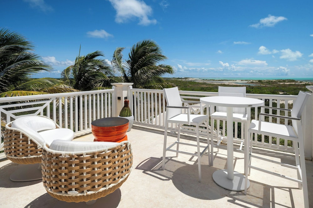 Ambergris Cay 35/48