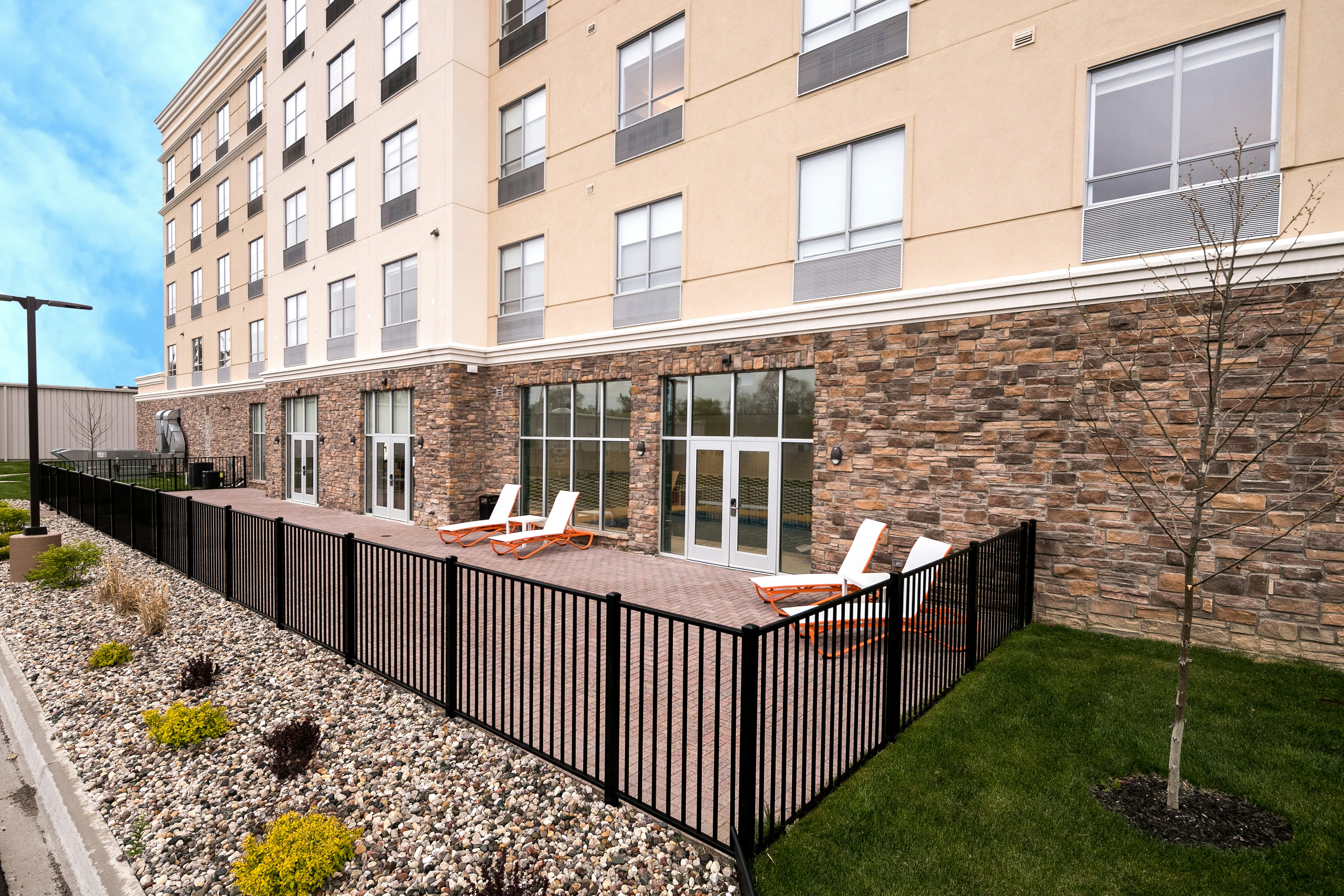Holiday Inn & Suites Mount Pleasant 5/64