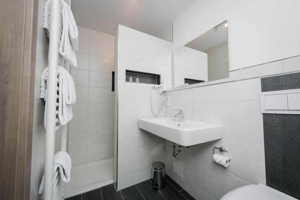 Hotel Am Stadtpark 19/63