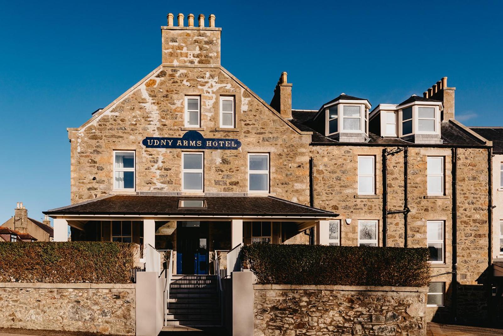 Udny Arms Hotel 27/33