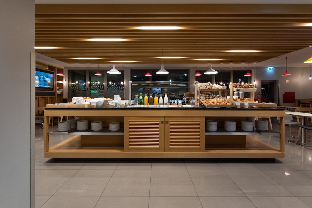 HOLIDAY INN EXPRESS LISBON AIRPORT 71/78