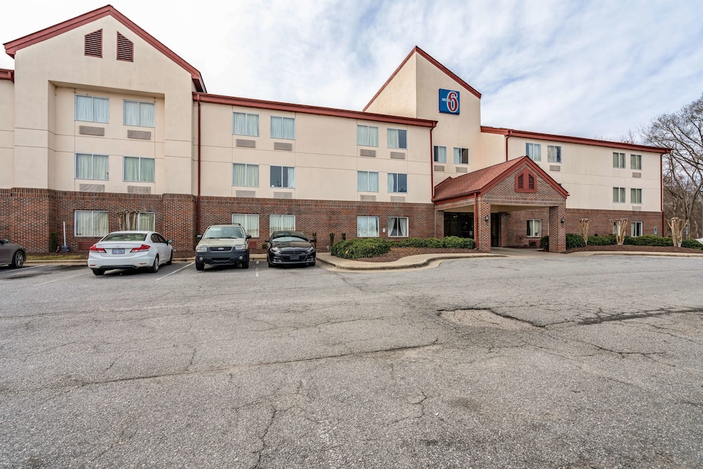 Motel6 Rocky Mount, NC 3/47