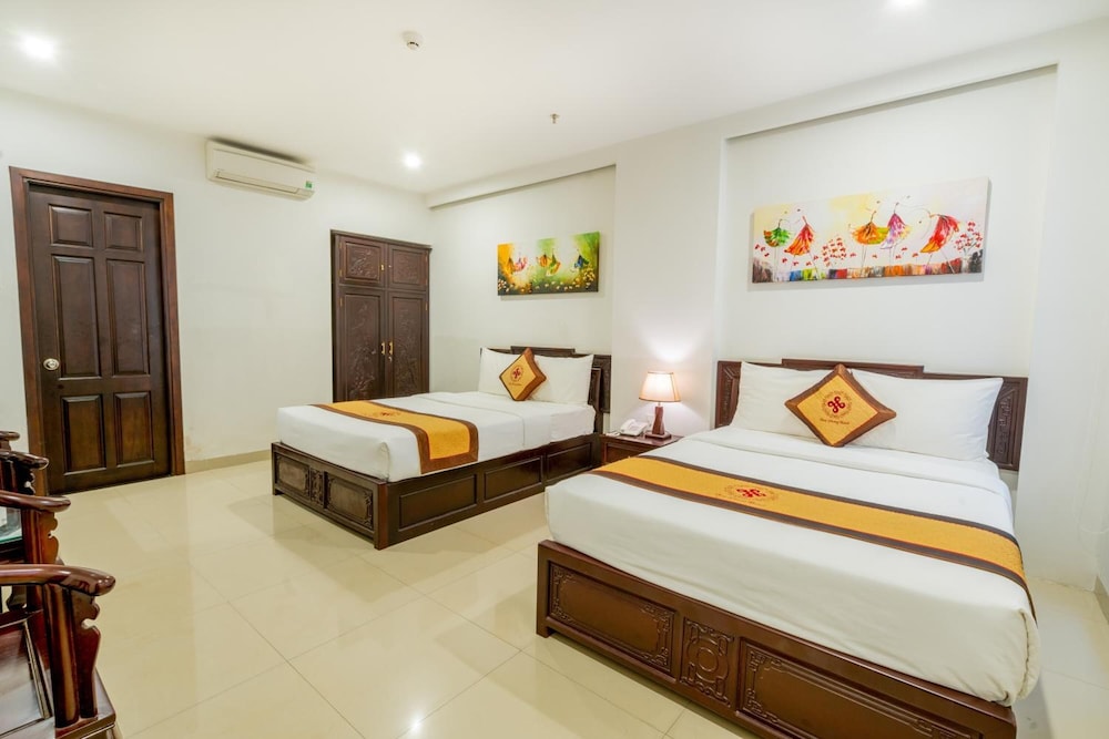Hoa Phong Hotel 17/60