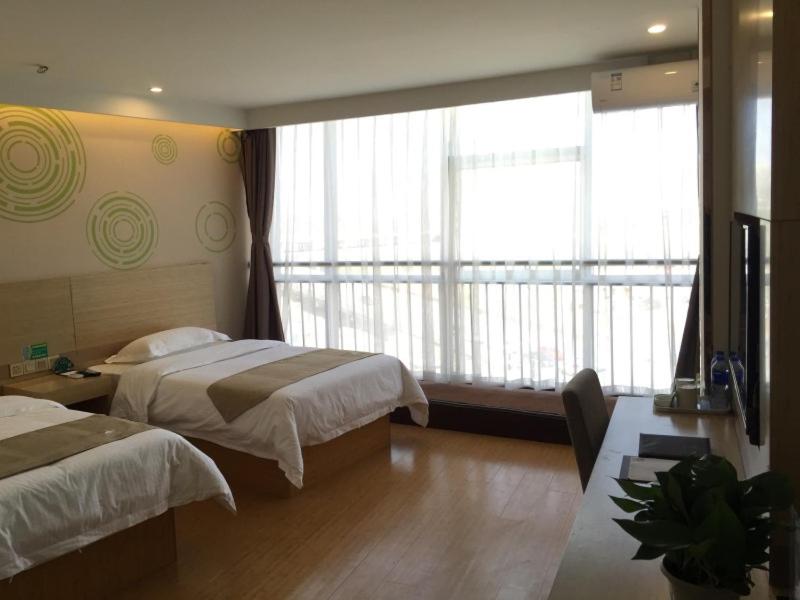 GreenTree Inn Chengde Development Zone University City Express Hotel 8/24