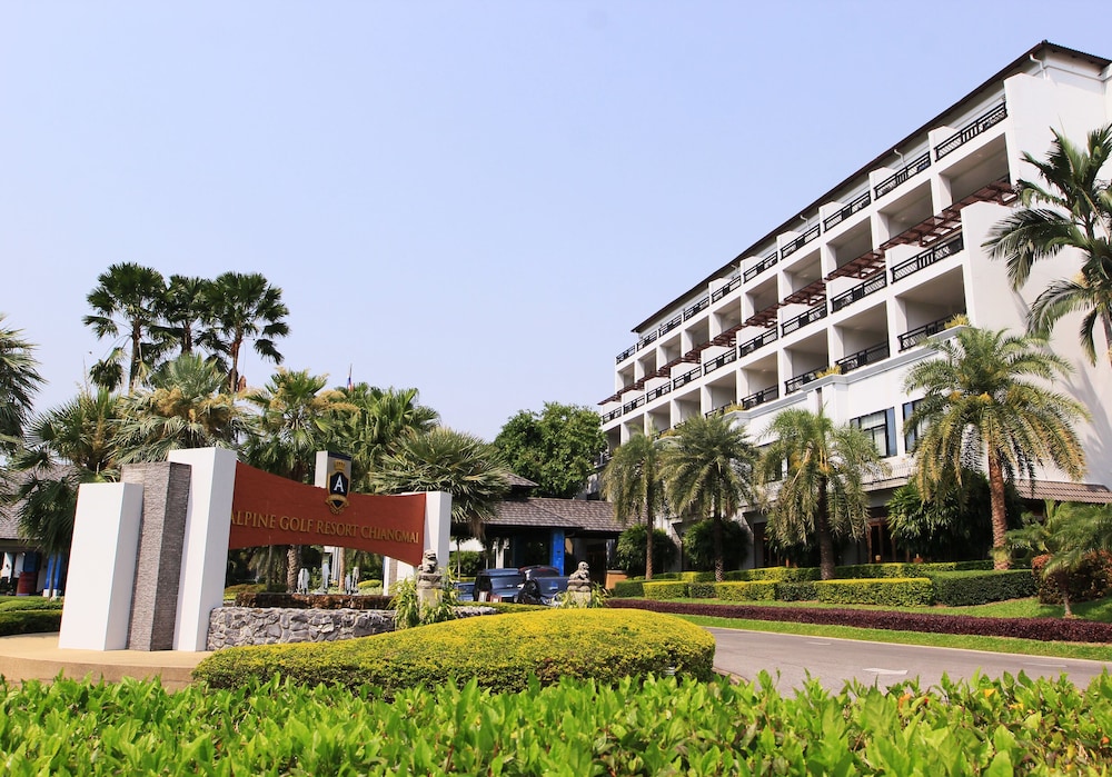 Alpine Golf Resort Chiang Mai 2/49