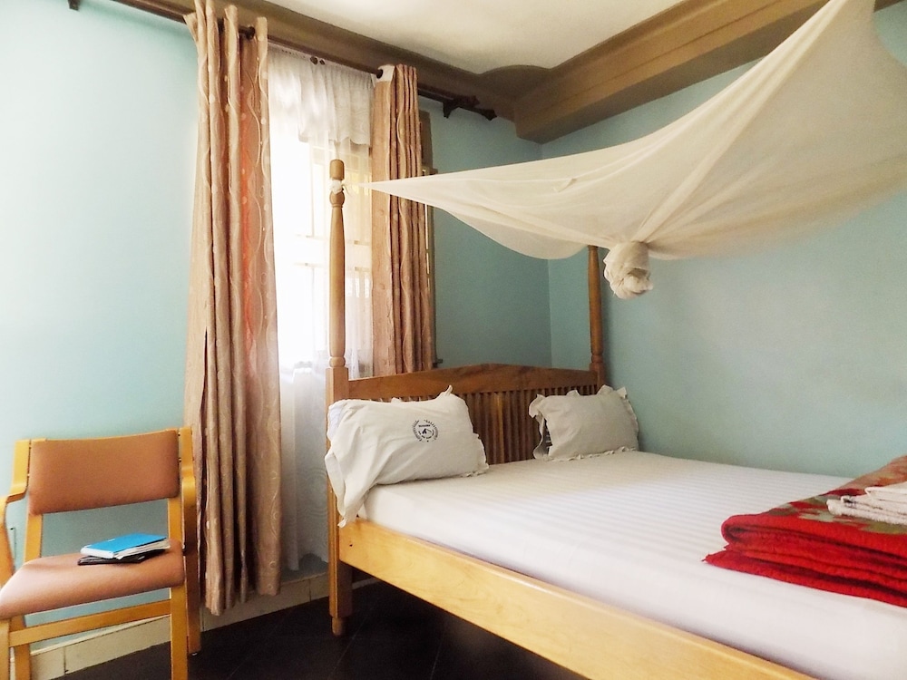 Rosama Guest House 7/42