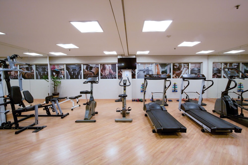 Bristol International Airport Hotel 30/50