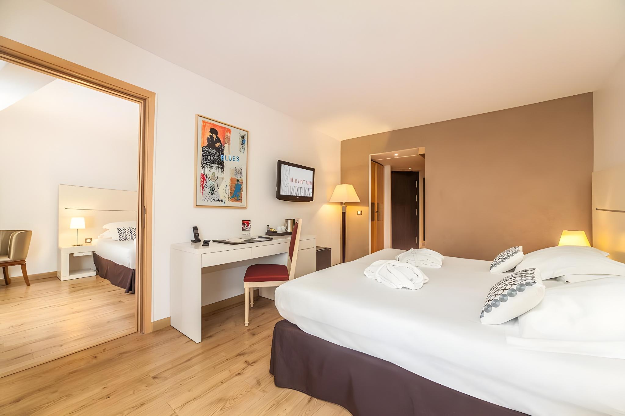 Family, Double and Twin Beds