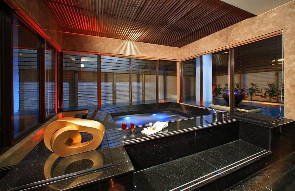 Amain Boutique Motel Tu Cheng 32/69