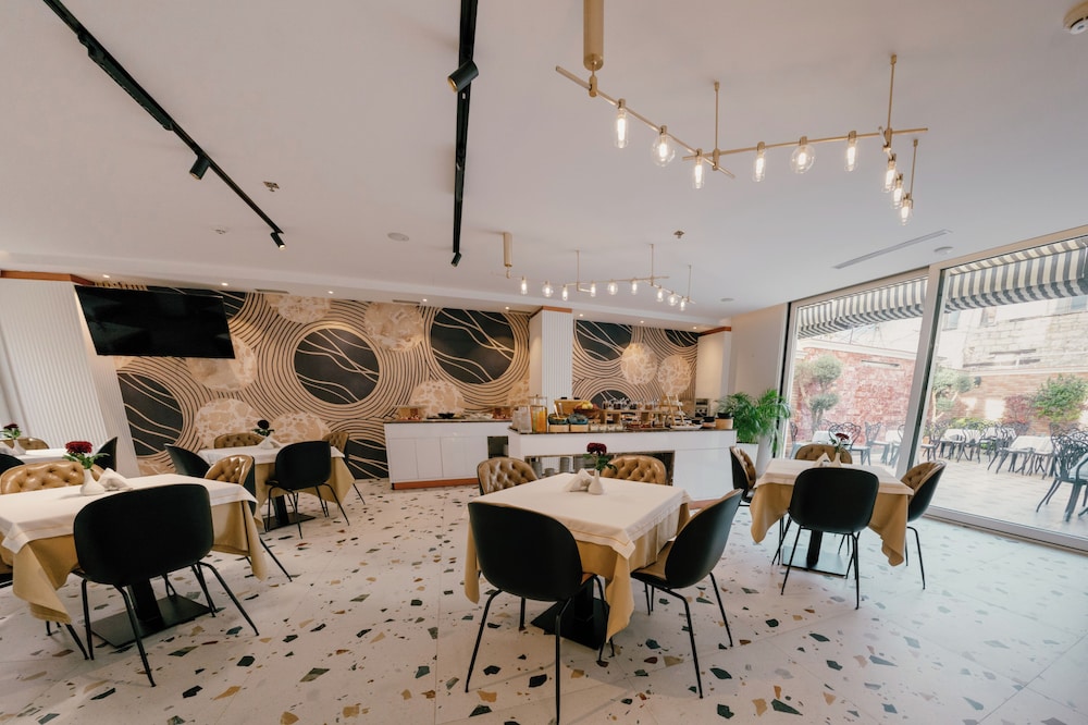 Moenia Boutique Hotel 23/35