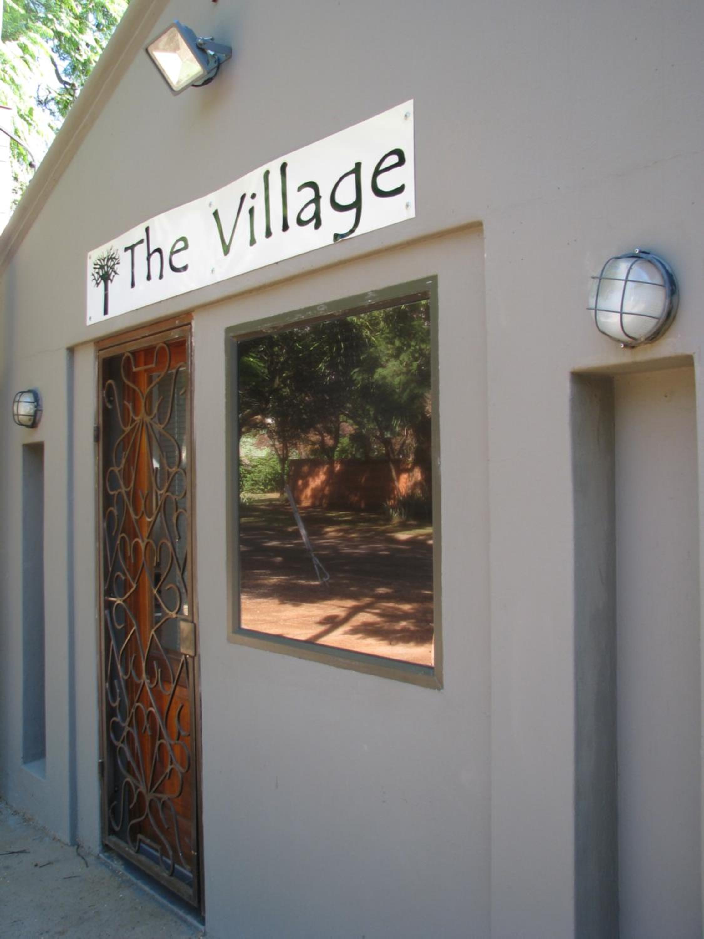 The Village In Hatfield 2/66