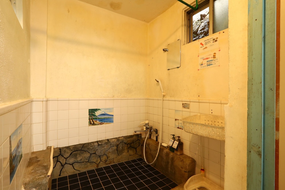 Goyah-So Guesthouse 67/72