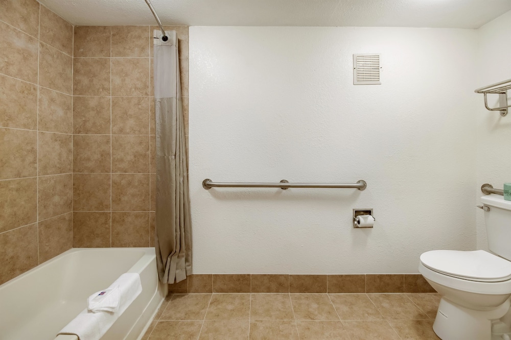 Motel6 Grove City, OH 38/47