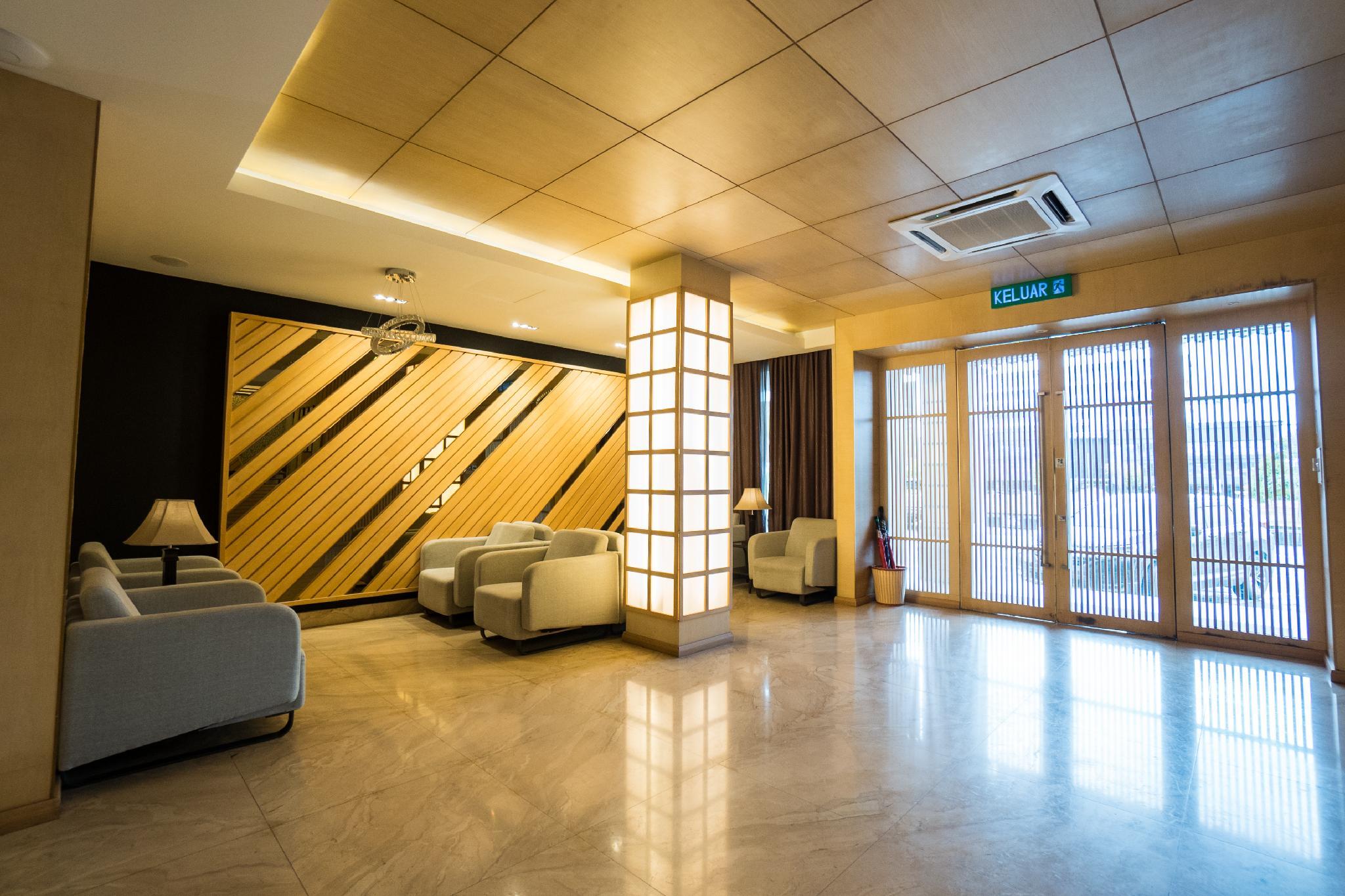 JC Mark Hotel 35/53
