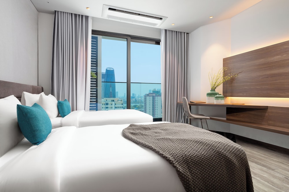 Centre Point Danang Hotel & Residence 17/47
