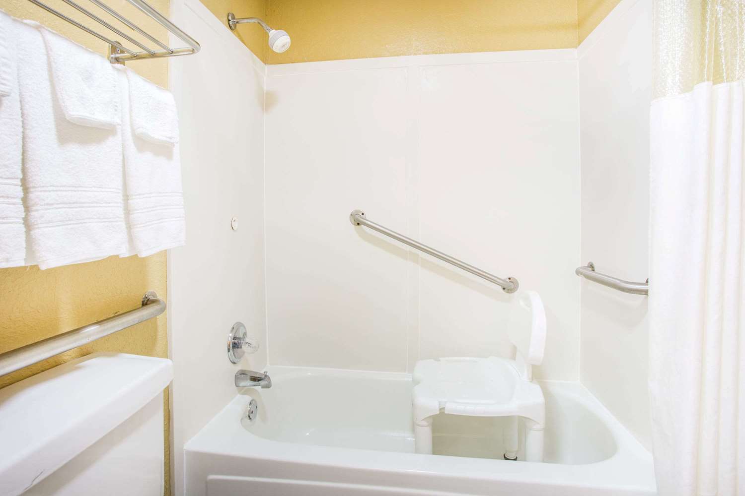 Days Inn by Wyndham Athens 3/5