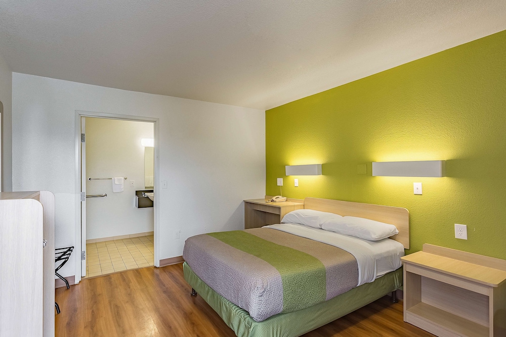 Motel6 Billings, MT - South 20/37