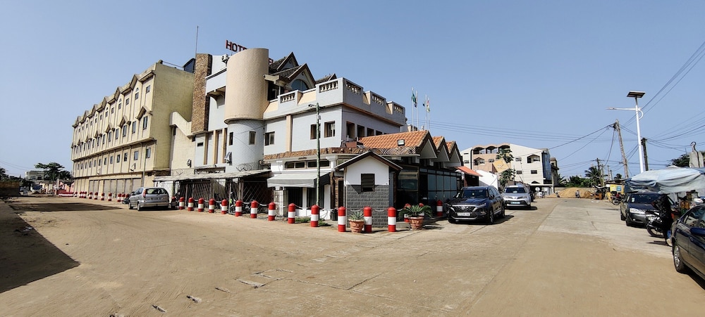 Hotel le Pelican 32/41