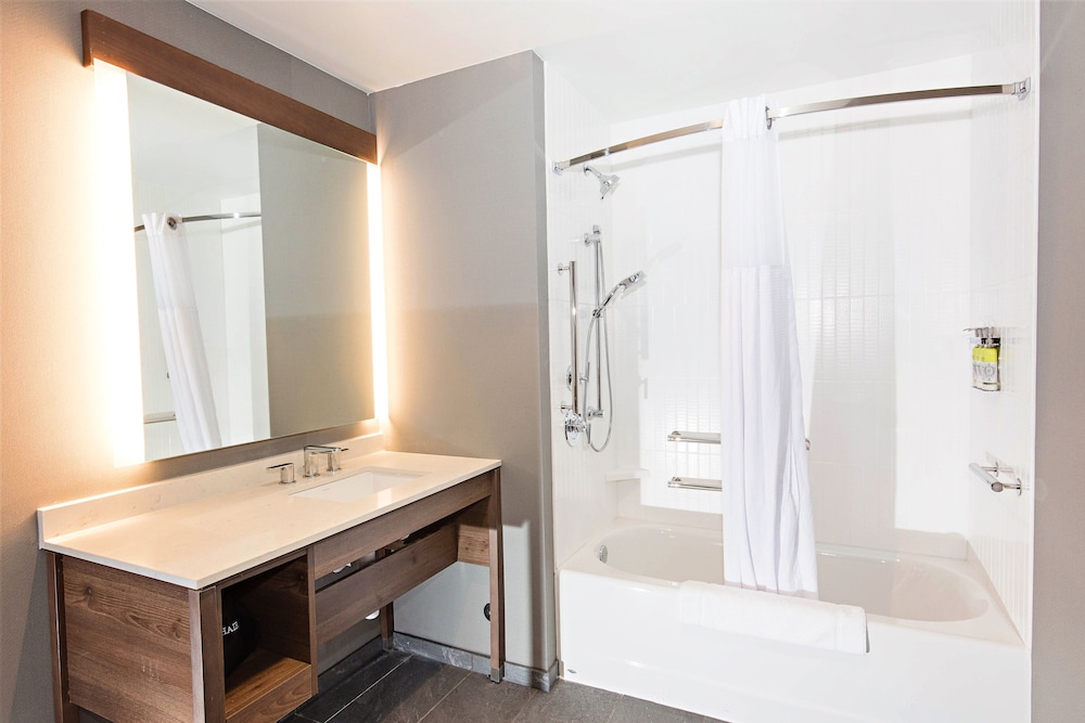 Staybridge Suites Denver North Thornton 18/67