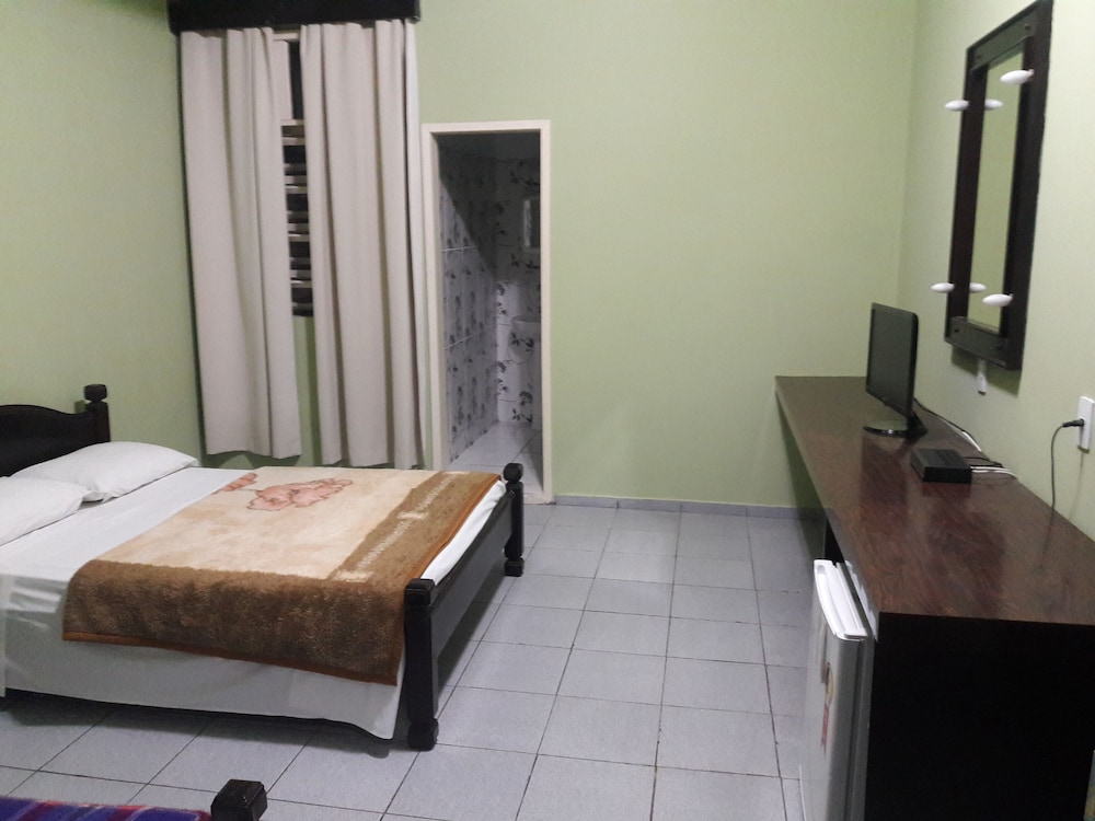 Hotel Kontiki 2/16