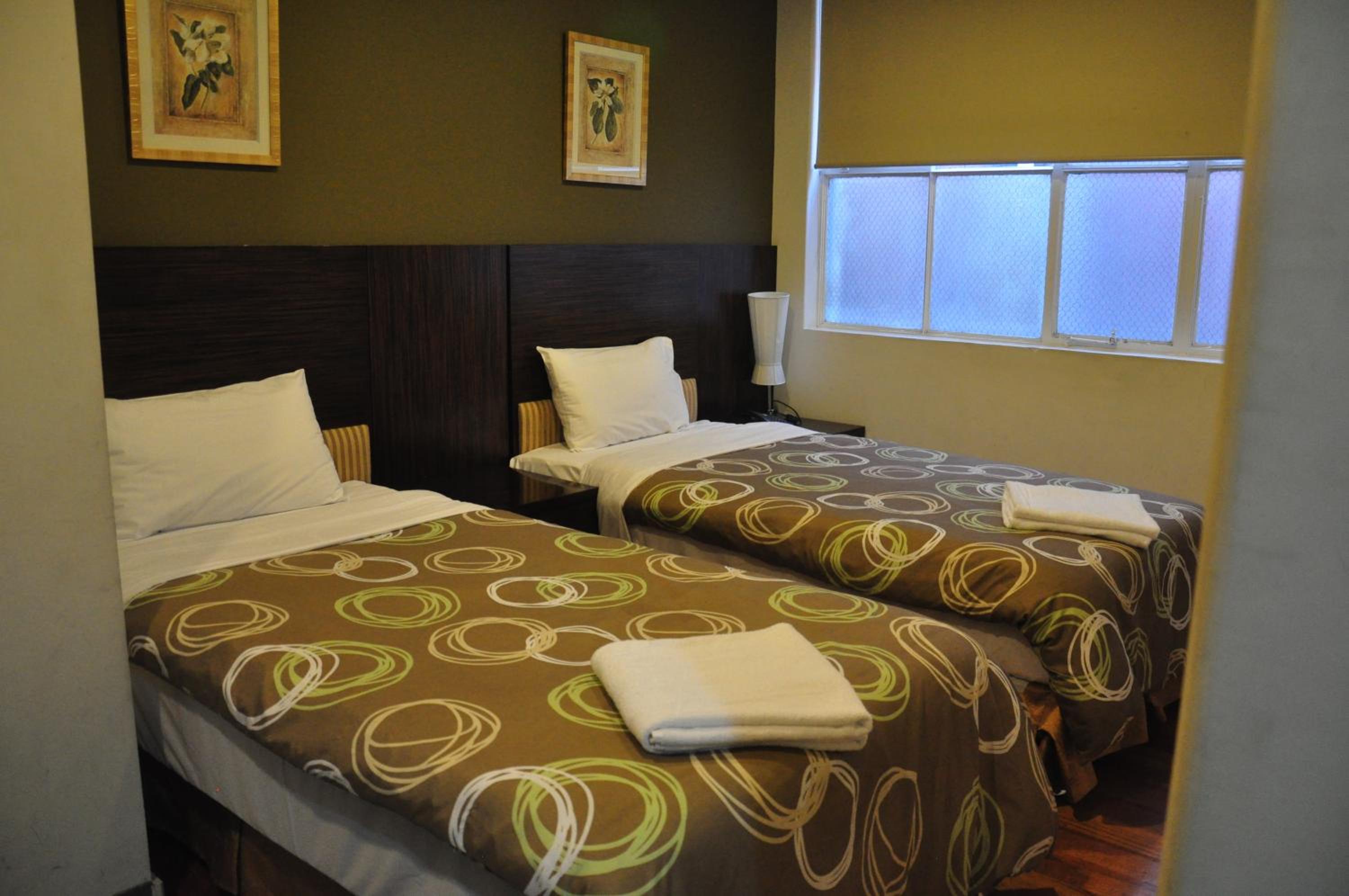 Deluxe, Studio, Twin Beds