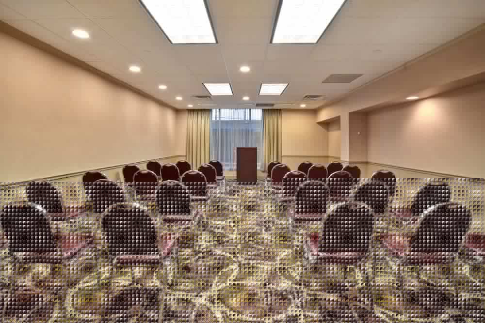Holiday Inn Cincinnati-Riverfront 46/58