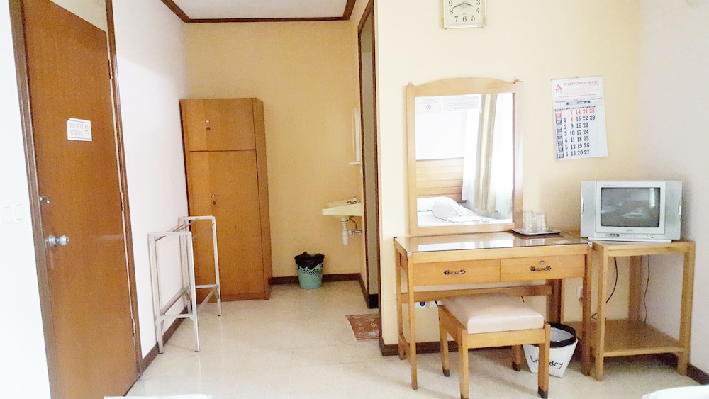 Pondok Asri Family Guest House 51/53