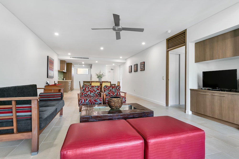 Apartment 316 at Sea Temple Palm Cove 30/50
