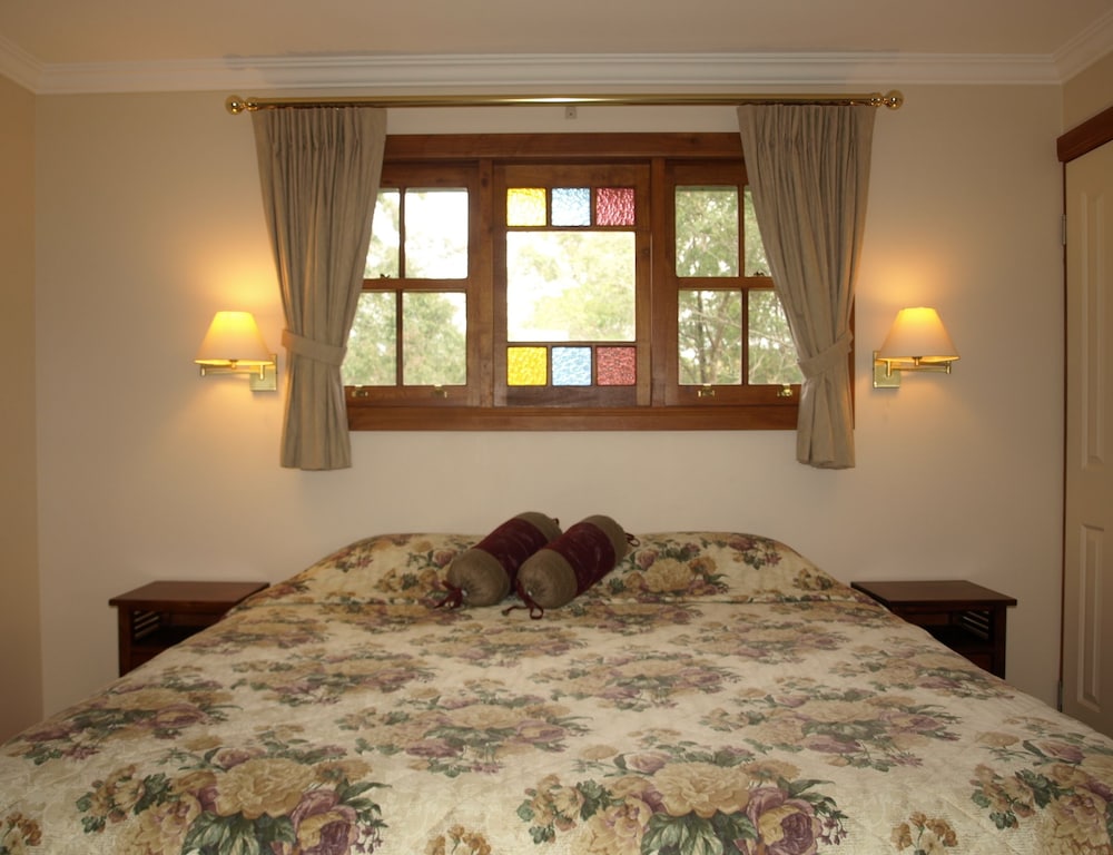 AMAMOOR LODGE 22/63