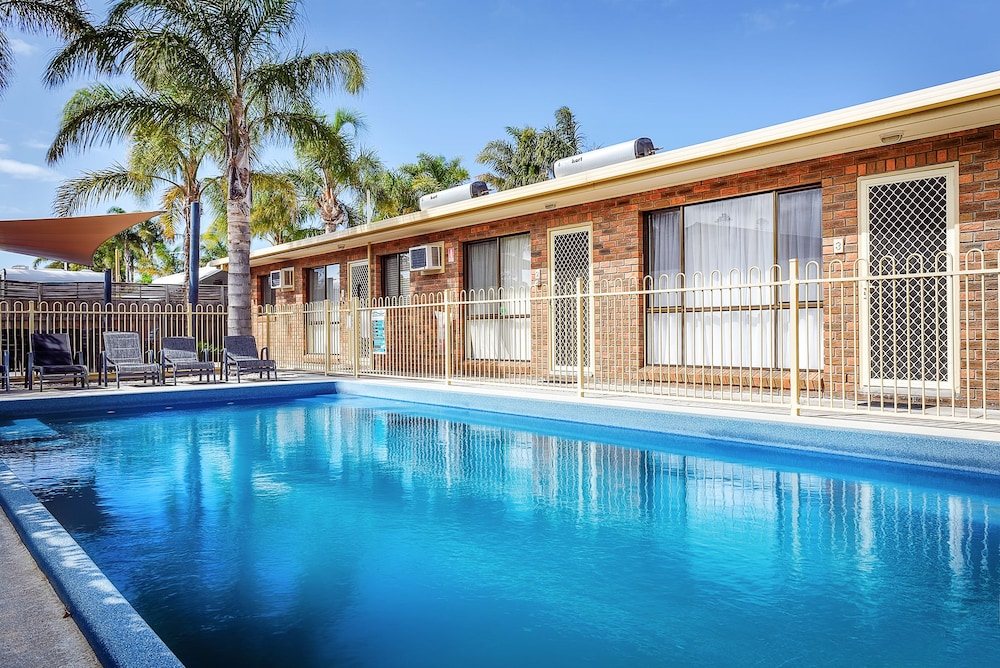 Allambi Holiday Apartments 5/44