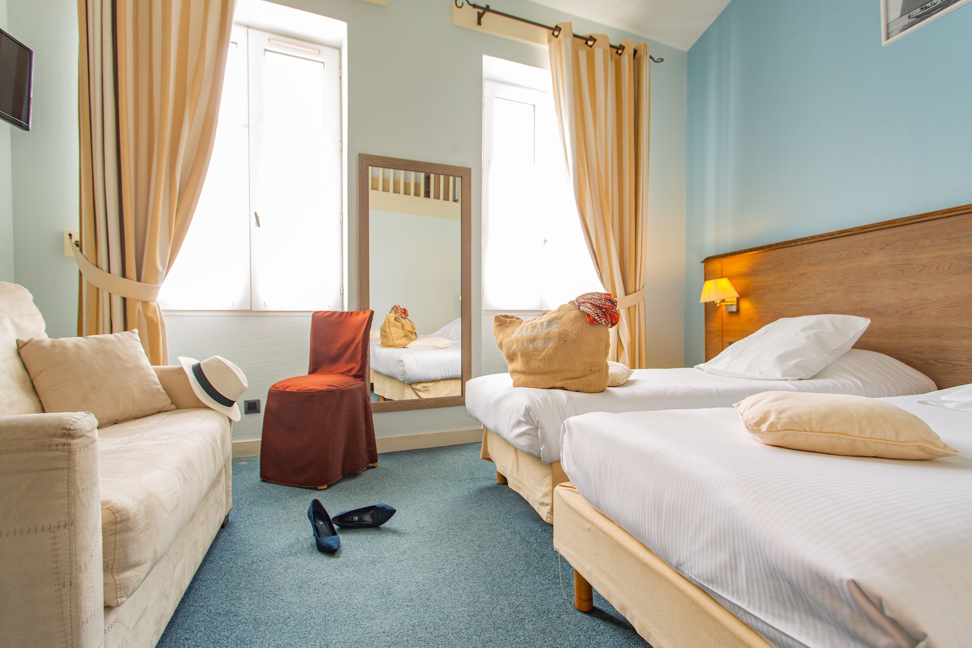 Mezzanine, Suite, Queen and Twin Beds, Harbour View
