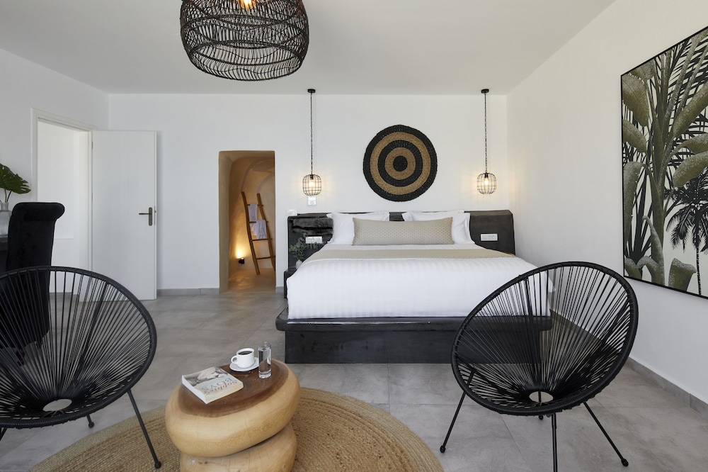 Thermes Luxury Villas by Mr. and Mrs. White 13/50