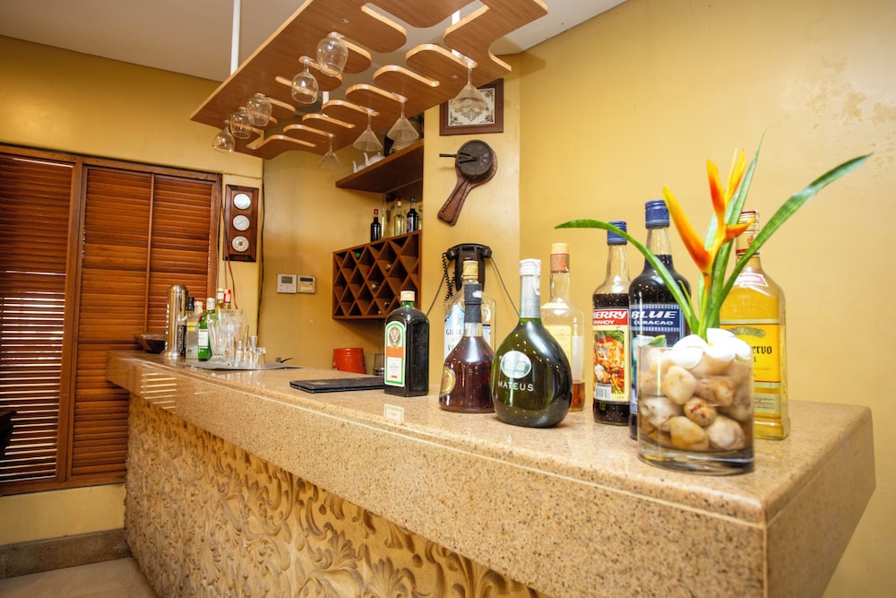 Crown Regency Prince Resort 10/35