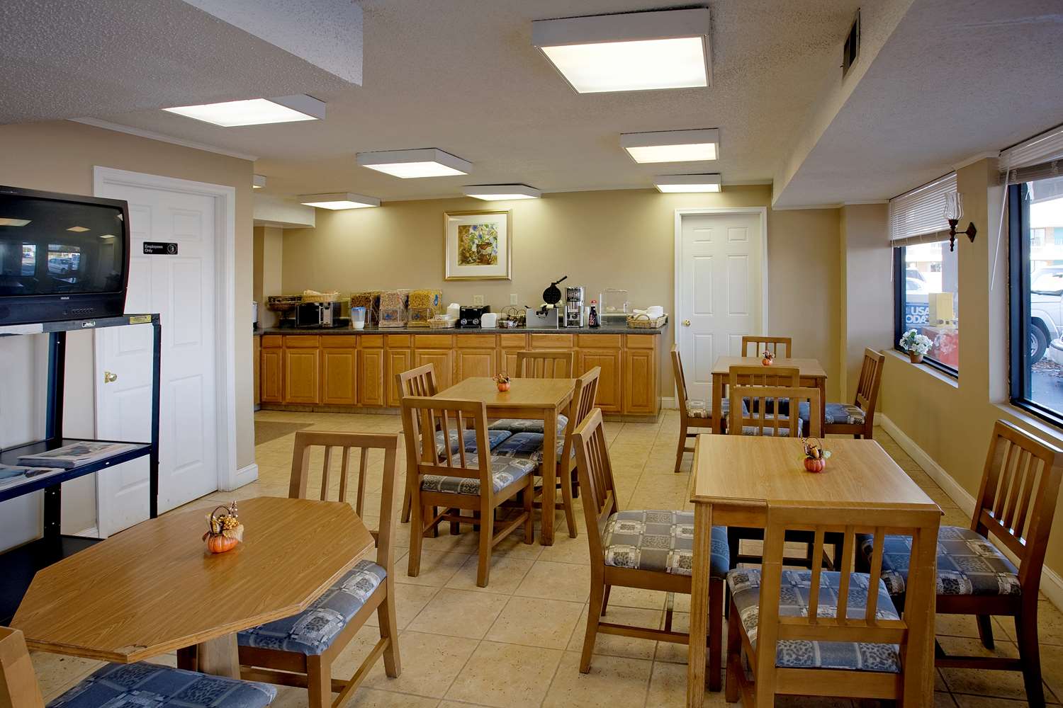 Americas Best Value Inn & Suites Murfreesboro 16/21