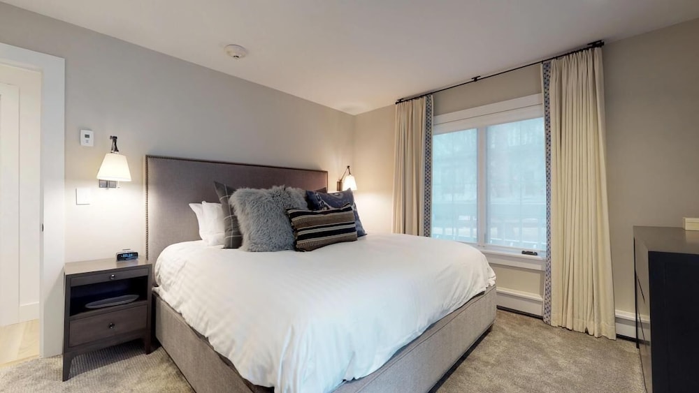 2 Bedrooms, Luxury, Apartment, 2 King Beds, Bunk Bed, Pool Side, 2 Bathrooms, Sofa