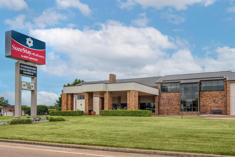SureStay Plus By Best Western Greenwood 3/50